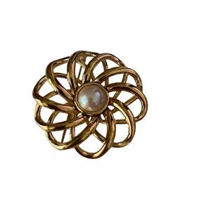 Monet, infinity round, Pearl (faux),  brooch. Marked Monet on back of pin.